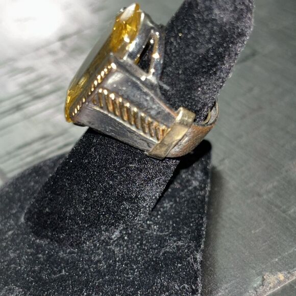 Yellow Gold & Silver Tone Chunky Cocktail Ring Size 5 - Picture 3 of 15